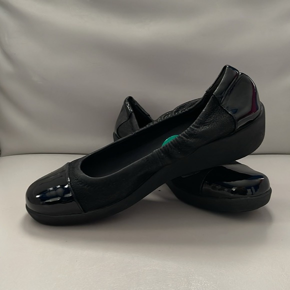 BN, Easyspirit shoes. size 8 - Picture 2 of 4